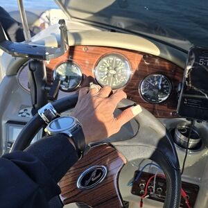 Meet your Posher, Robbin